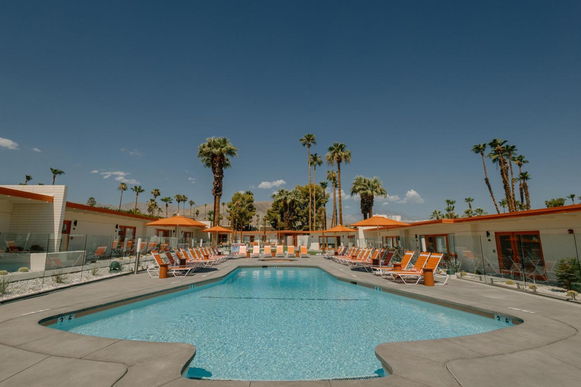 Mojave Resort - Adults Only 棕榈荒漠 外观 照片